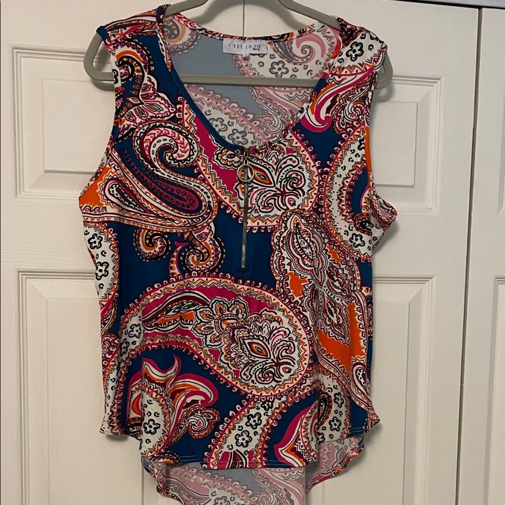 C’EST LA VIE  Multicolor Paisley V-Neck Sleeveless   Blouse